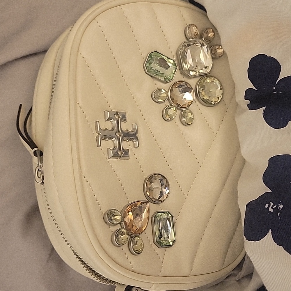 Tory burch